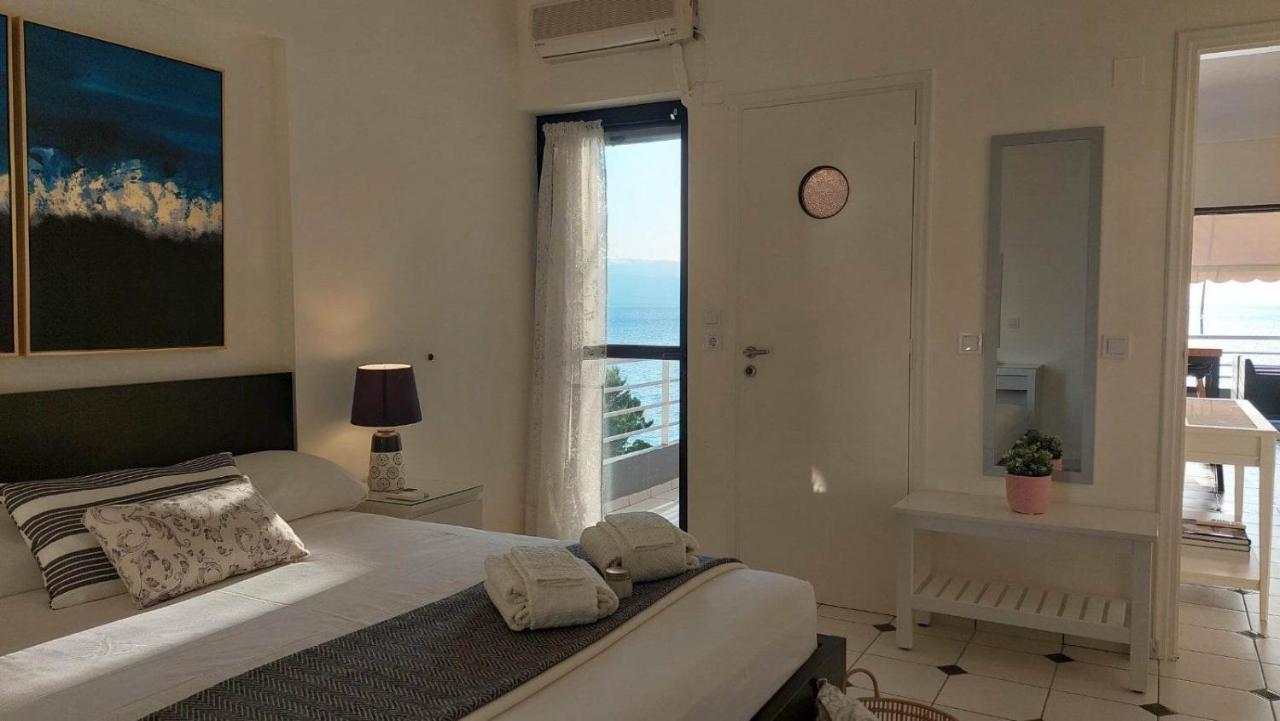Апартаменти Loutraki Bay Екстер'єр фото